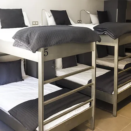 Don Moustache Boutique Hostel *