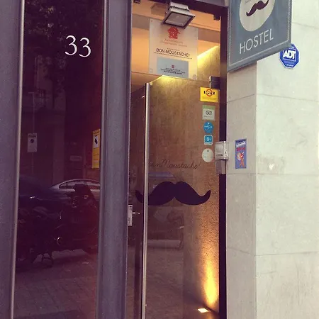 Don Moustache Boutique Hostel *