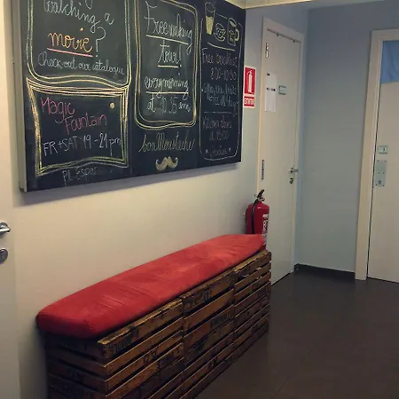 Don Moustache Boutique Hostel *