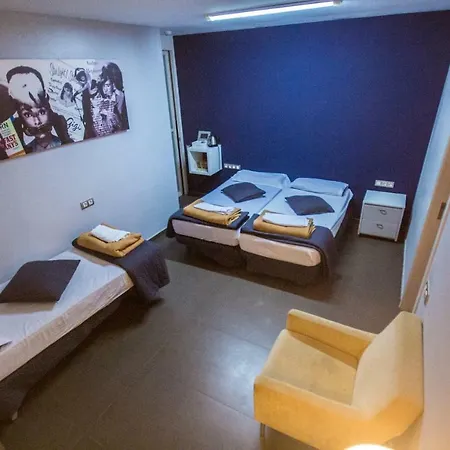 호스텔 돈 무스타치 부티크