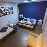 Hostel Don Moustache Boutique
