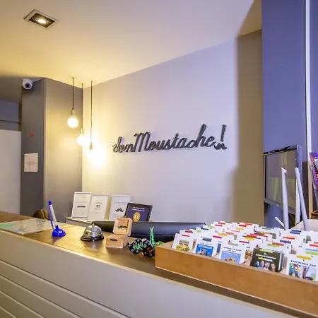 Don Moustache Boutique Hostel *